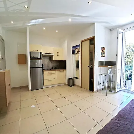 Palais Jocelyn Apartment